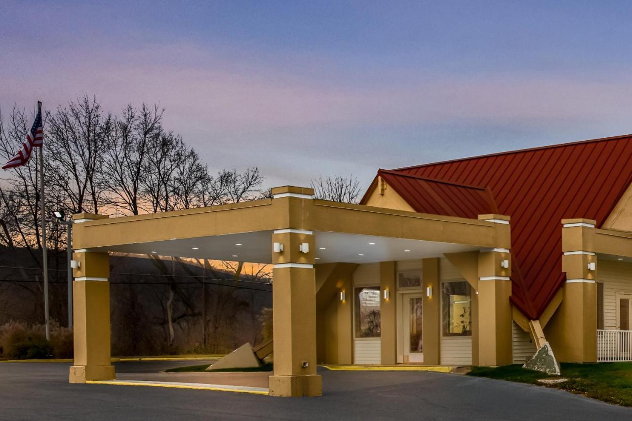Hotel Econo & *