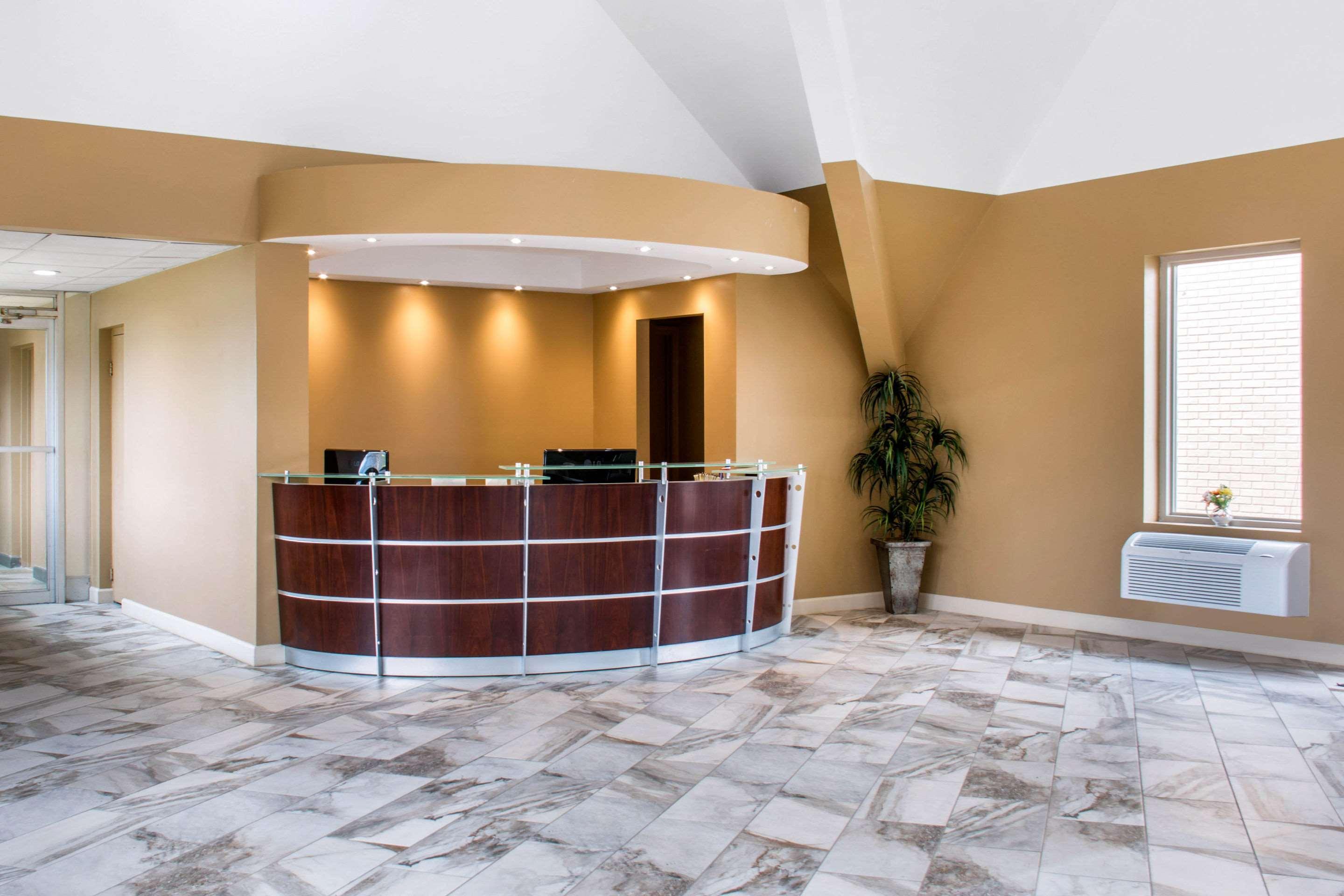 Hotel Econo & Binghamton
